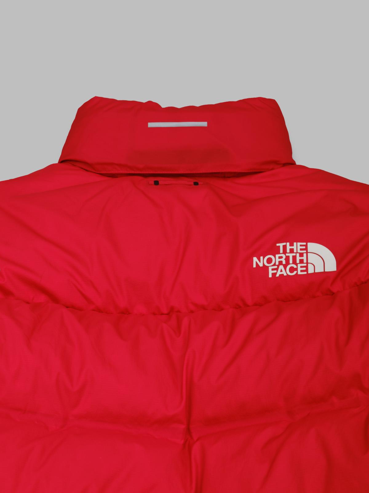 m rmst nuptse jacket - 15d x 15d 35 g/m² 100% nylon with non-pfc durable water-repellent NF0A7UQZ 6821 THE NORTH FACE 