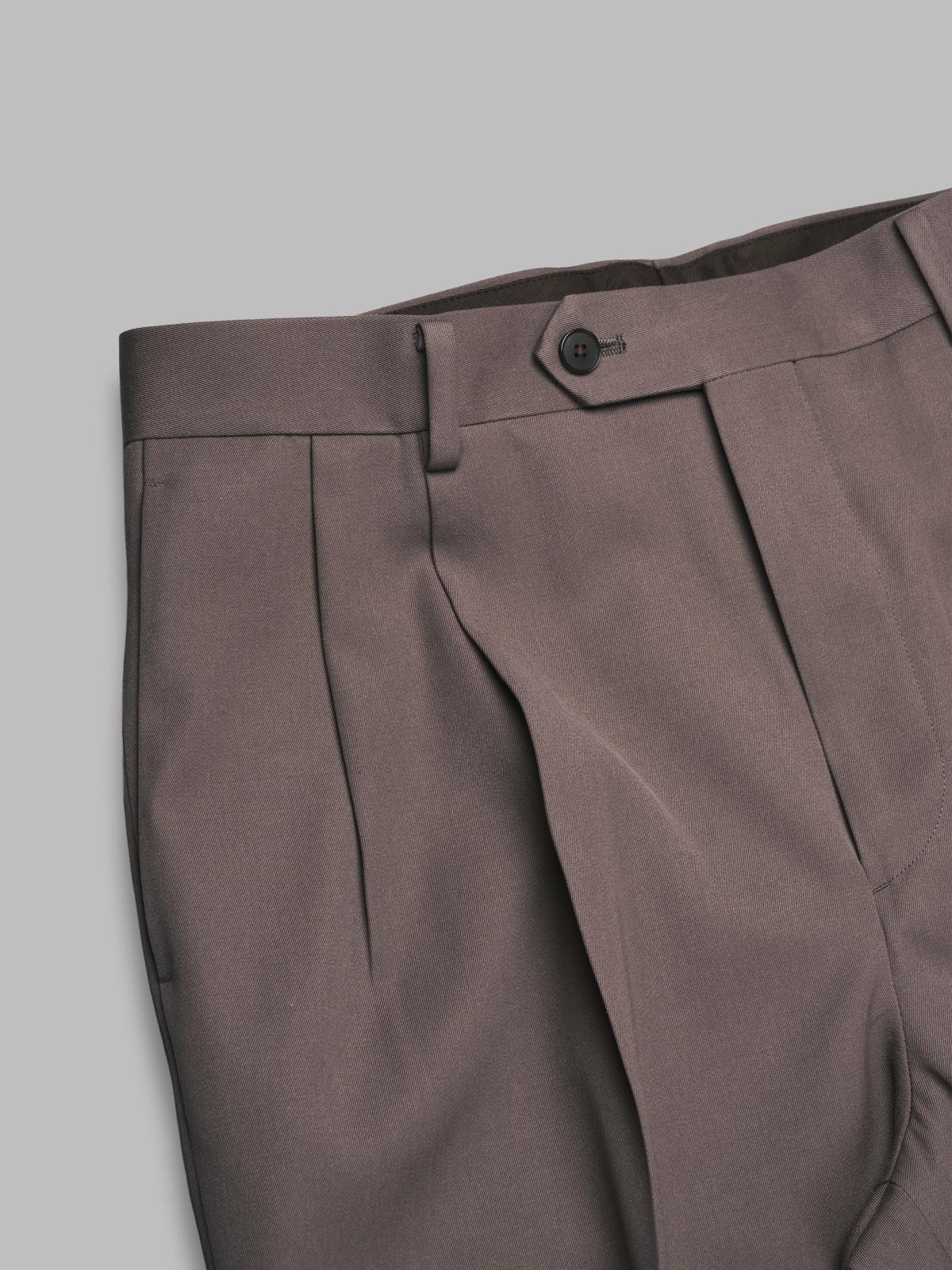 light wool max gabardine two-tuck slacks A25AP03MG- DGY AURALEE 